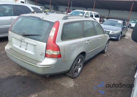 2005 Volvo V50 T5 z USA, uszkodzony, nr VIN YV1MJ682952070898